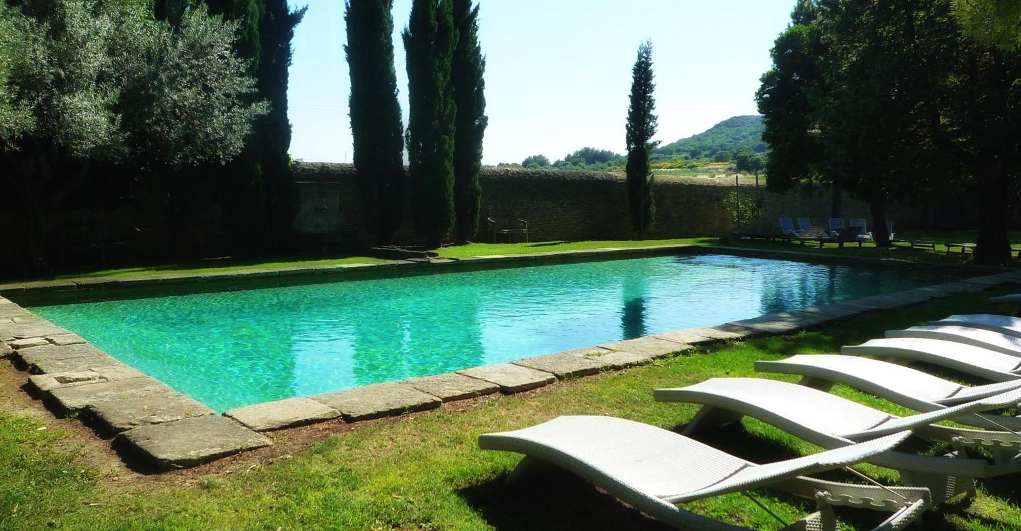 Domaine Des Escaunes Sernhac エクステリア 写真