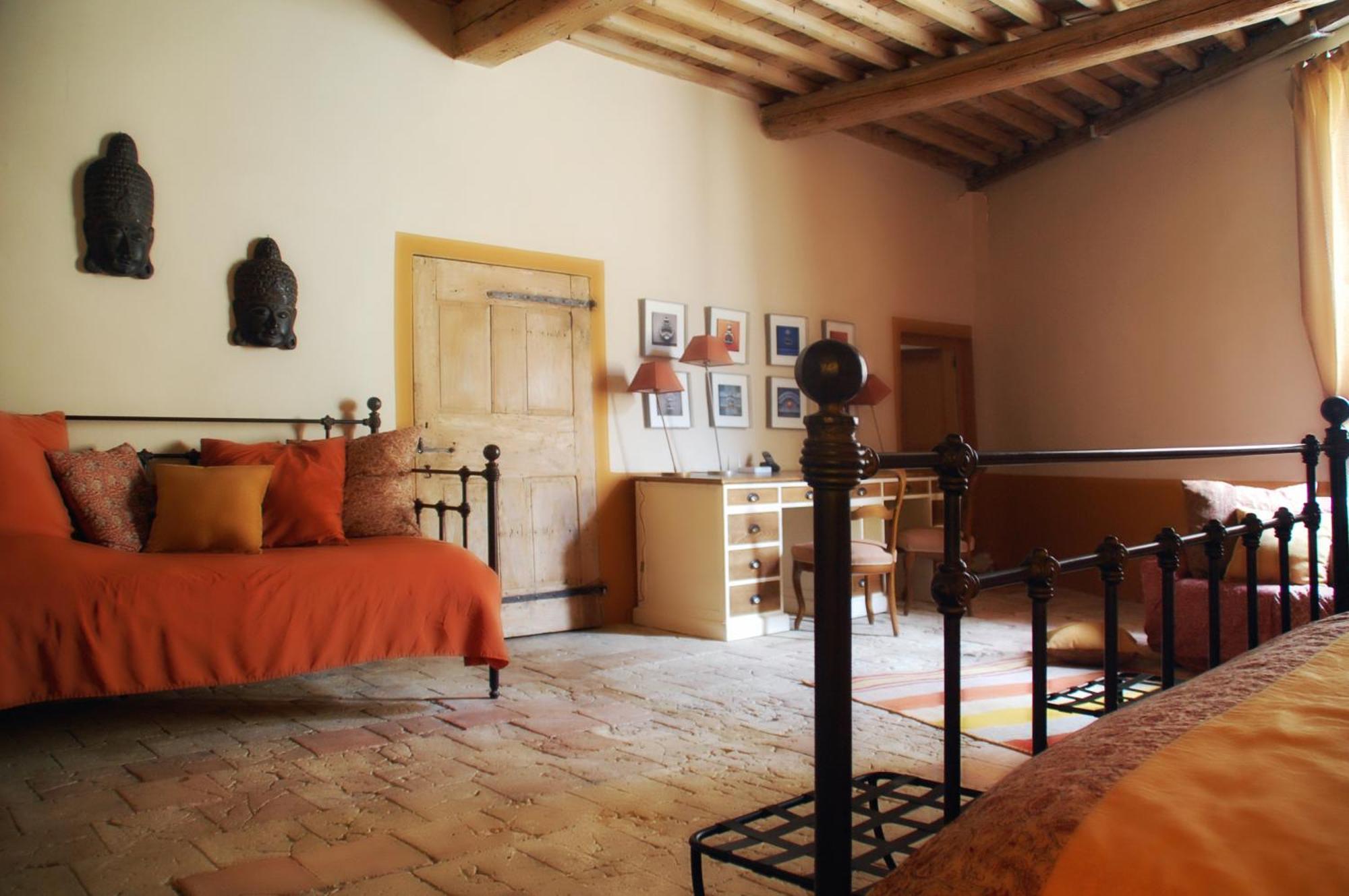 Domaine Des Escaunes Sernhac エクステリア 写真