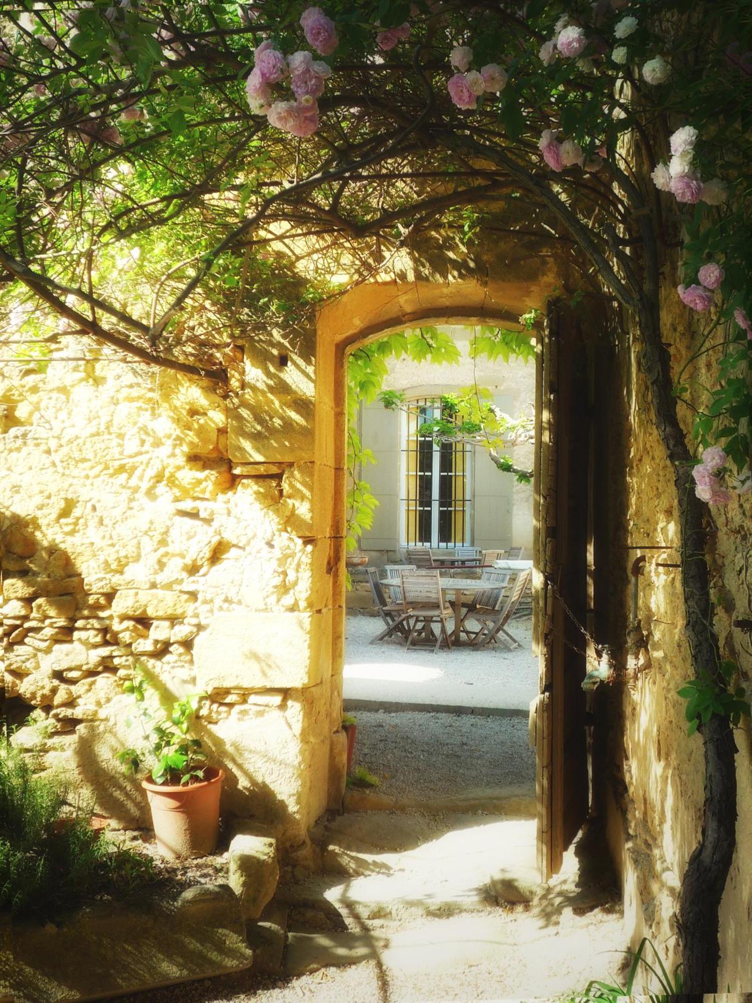 Domaine Des Escaunes Sernhac エクステリア 写真
