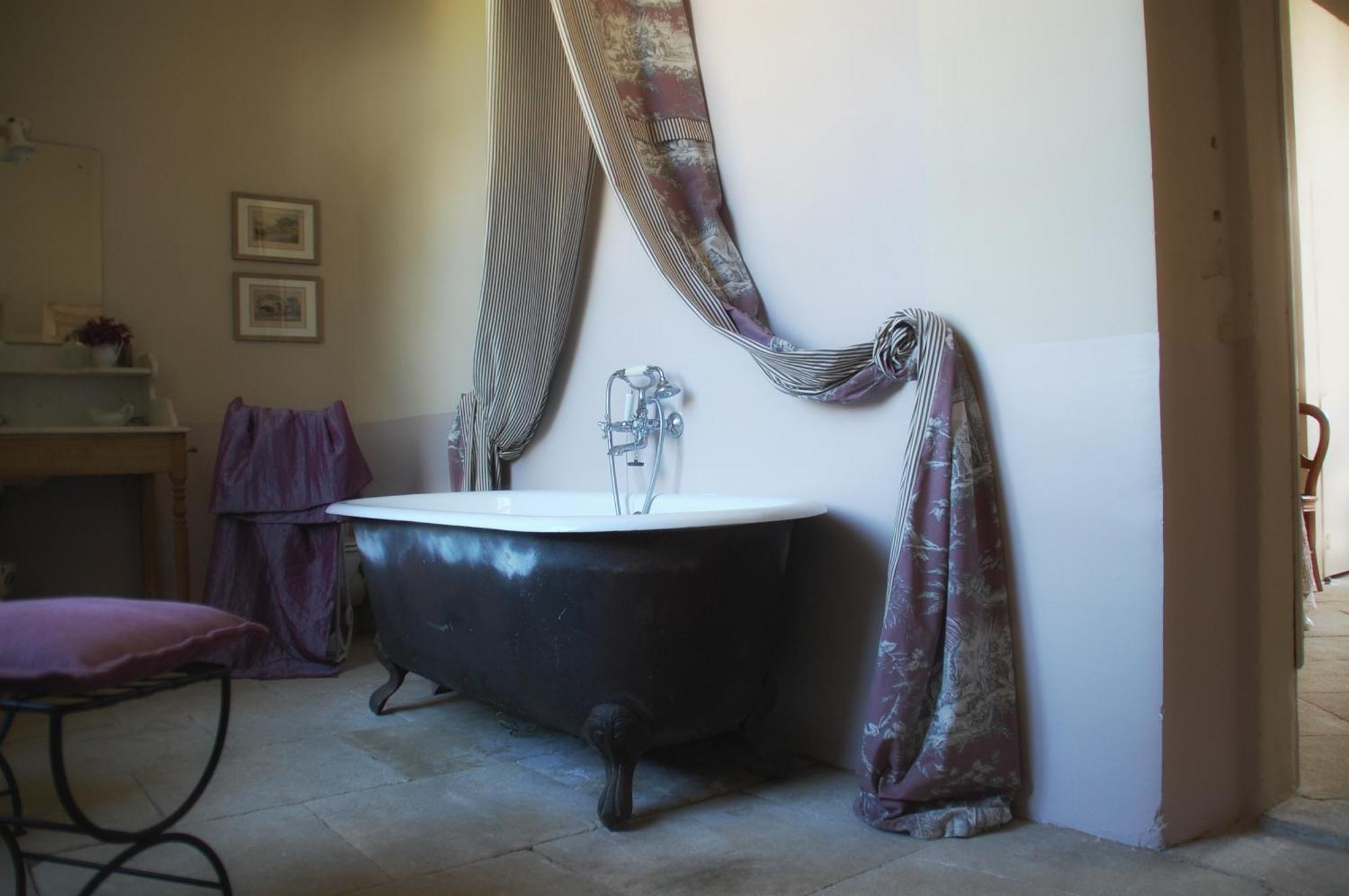 Domaine Des Escaunes Sernhac エクステリア 写真
