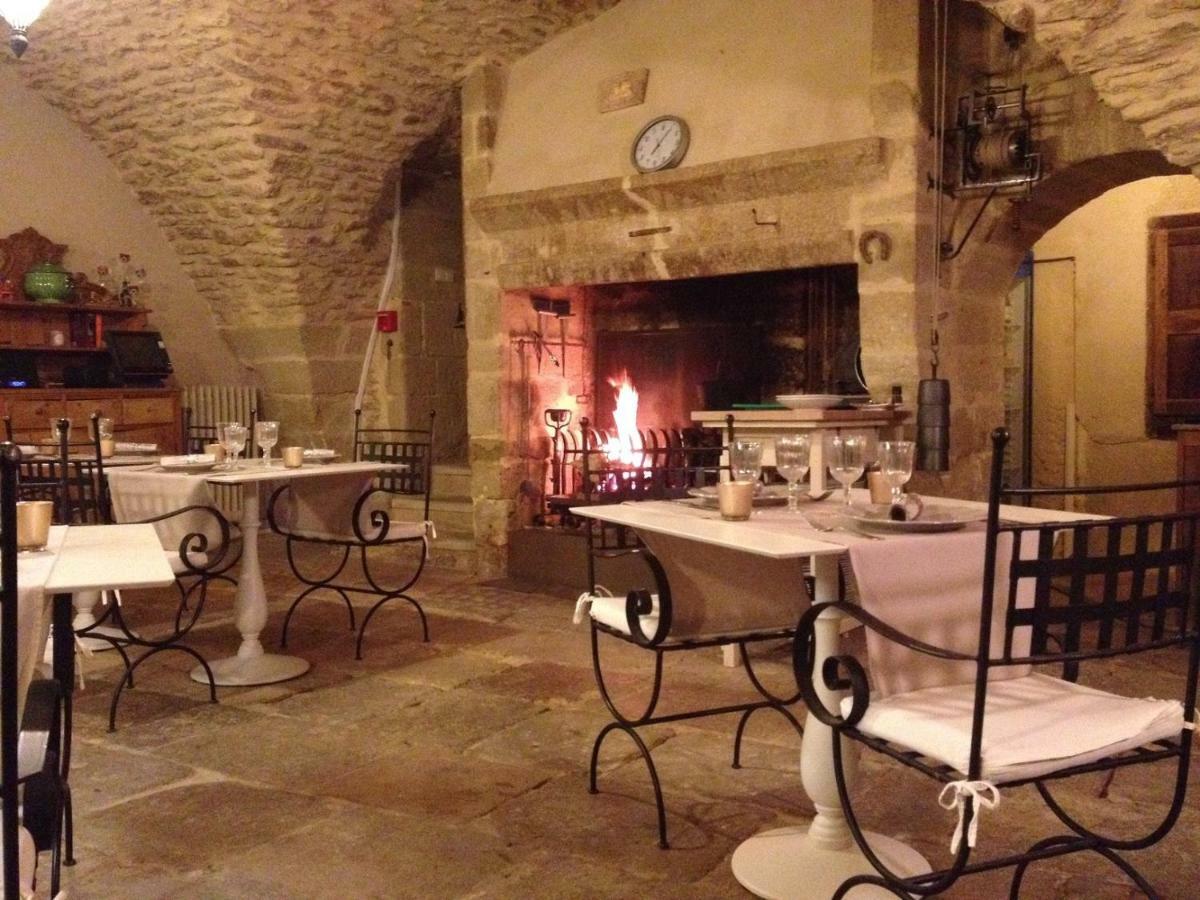 Domaine Des Escaunes Sernhac エクステリア 写真