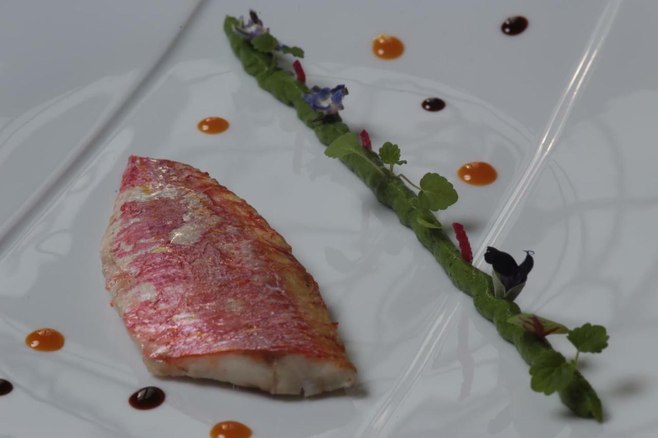 Domaine Des Escaunes Sernhac エクステリア 写真
